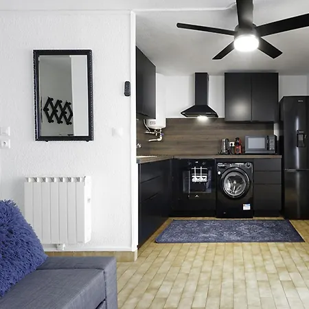 Διαμέρισμα In With Central Heating